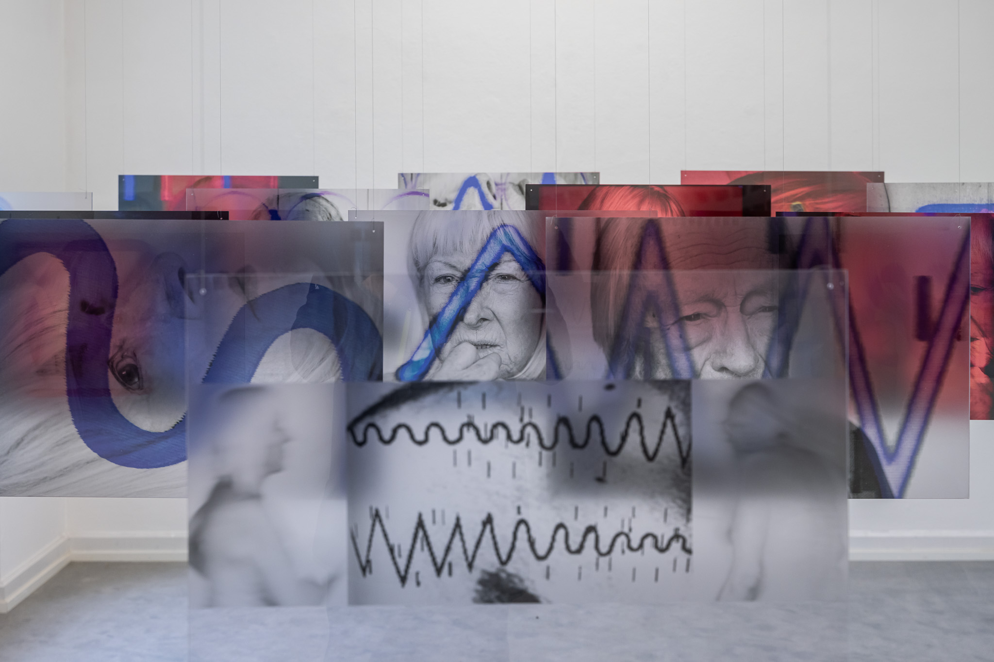 Margot Pilz - Happy Crappy Age - Fotografie und Grafikdesign: H. Prochart